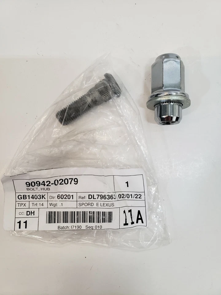 JUEGO DE TUERCAS Y PERNOS TRASEROS DE FÁBRICA LEXUS 2003-2009 GX470 Foto 1 de 1