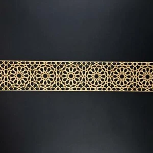 B-030 - Marokkanische geschnitzte geometrische Holzplatte Lasercut Größe: 10 x 86,74 cm - Bild 1 von 2