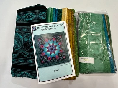 Jinny Beyer Studio LOTUS Amazon kit trapunta con tessuto, rifinito taglia 98" - Immagine 1 di 4