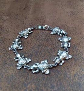 Vintage Silver Frog Link Bracelet 80's Mexico Lucky Toad Pretty - Picture 1 of 3