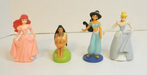 Juego de figuras de 4" de la princesa Cenicienta Pocahontas Ariel Jazmín de Disney. usado - Imagen 1 de 11