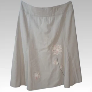 Wardrobe Embroidered A-line Linen Skirt Plus Size 22 Y2K Flare Floral Beige Pink - Picture 1 of 12