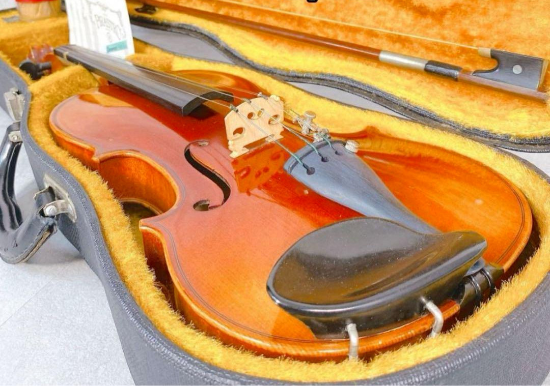 中古美品】SUZUKI Violin No.330 1/2 Anno 1981