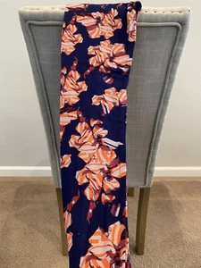 Süße Lularoe Legging. Schönes Blumenmuster. One Size (0-10) Neu! - Bild 1 von 2