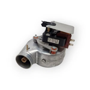 JUNKERS 87167722920 ERSATZLÜFTER 55W 230V 50HZ FÜR EUROMAXX 400 KESSEL - Bild 1 von 1