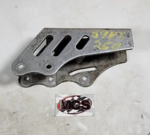 KAWASAKI KX (KX 125/ 250) OEM rear swingarm chain guide - Picture 1 of 3