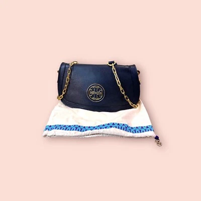 TORY BURCH Amanda Luxury Designer Crossbody Clutch Bag Logo Purse - Image 1 of 4