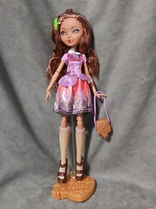 EVER AFTER HIGH G1 - Muñeca CEDAR WOOD 1 WAVE SIGNATURE con stand dorado - Foto 1 di 6