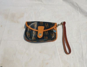 Dooney and Bourke Signature Rainbow Small Wristlet Keychain Pouch Wallet Bag - Picture 1 of 5