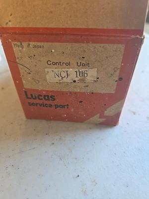Lucas NCJ 106 894205810 Cheverolet regulador de voltaje 1975-80 camioneta Chevy Luv Foto 1 de 4
