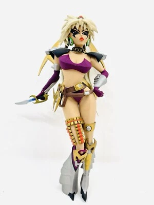 McFarlane The Adventures of Spawn Tiffany the Amazon Villain Ultra-Action Figure - Imagem 1 de 4