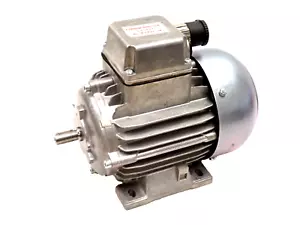 Motore Asincrono Lenze D-32699 230V 1.350 R/MIN NUOVO - Foto 1 di 7