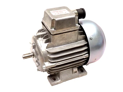 Lenze D-32699 Asynchronus Motor  230V 1.350 R/MIN NEW - Image 1 of 4