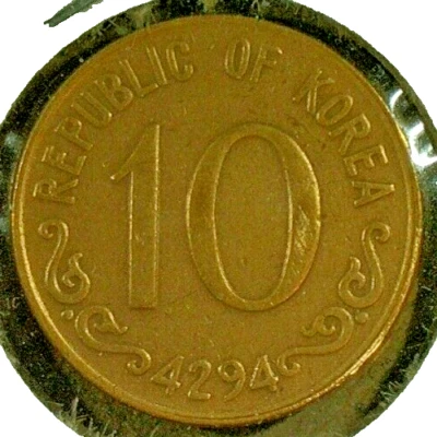 WORLD COIN SALE--1961 SOUTH KOREA 10 HWAN--BRONZE COMPOSITION COIN KM# 1 - Image 1 of 3