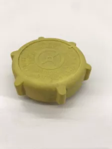 *GENUINE* FORD FIESTA KA FOCUS FUSION TRANSIT POWER STEERING FLUID CAP YELLOW - Picture 1 of 2