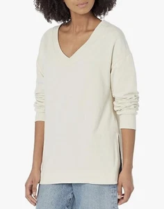 Women’s Long Sleeve White V-neck Sweater Shirt - Picture 1 of 5