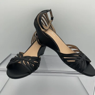 Sandalias de cuña Montego Bay Club para mujer talla 8,5 estrechas negras con tiras nuevas Foto 1 de 4