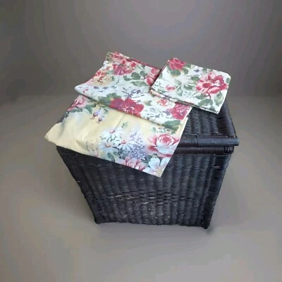 Ralph Lauren BROOKE Sophie Beige ESTÁNDAR 2 Fundas 1 Costanca Amarillo Floral LOTE 3 Foto 1 de 4