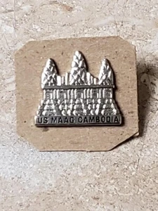 US Army US MAAG CAMBODIA Crest DUI (Just one, Not a Pair) - Picture 1 of 4
