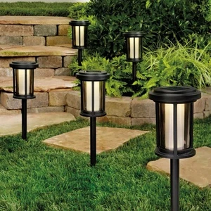 5 Pack GTX Vintage Style LED Solar Pathway Garden Natural Light Glass Costco - Picture 1 of 9
