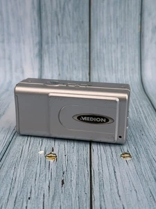 MEDION MD 41084 FOTOCAMERA DIGITALE 4,0 MP PRENDE BATTERIE AAA Testata - Foto 1 di 14