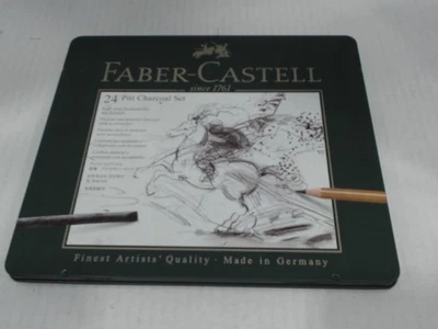 UsadoMuy Bueno - Juego de Lápices de Carbón Faber Castell Pitt Lata de Metal, 24 Colores Foto 1 de 2