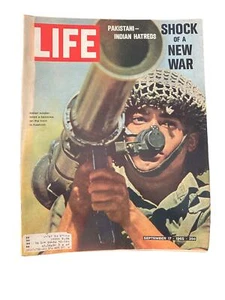 LIFE Magazine Sept 17 1965 Pakistan India War Newport Cigarettes Ad Vintage - Bild 1 von 4