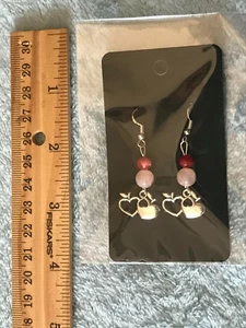 Wonderful Dual Heart Earrings - Great for everyday and holiday gifts! - NEW - Picture 1 of 2