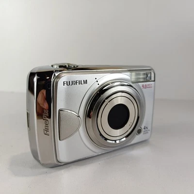 Fujifilm Digital Camera FinePix A920 9.0MP Silver Tested Fujifilm Finepix Camera - Image 1 of 4