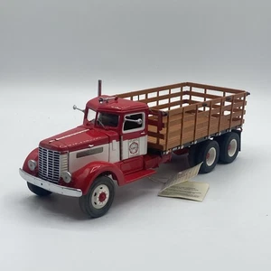 Franklin Mint 1939 Peterbilt Stake Truck Red 1:32 Diecast With Original Box - Picture 1 of 15
