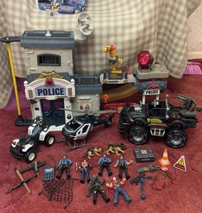 Chap Mei - Police Station, Figures And Vehicles Playset - Picture 1 of 24