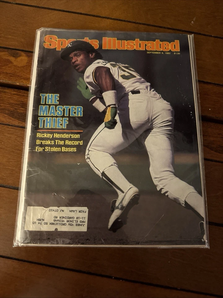 Sports Illustrated 9/6/82 Rickey Henderson Oakland -MLB Stolen Base record - Image 1 of 1