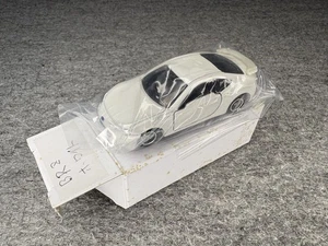 Tomica New No.120 SUBARU BRZ ZC6 Early el White White Tomica System 3-Way Jump - Picture 1 of 4