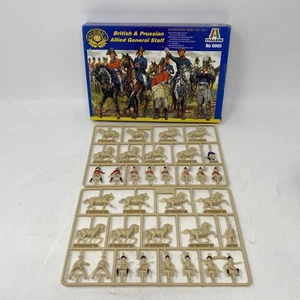 Italeri 510006065 - 1:72 British & Prussian General Staff Figures Complete Read - Picture 1 of 9