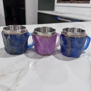 Lotto 3 Tazze Resina Finto Minerale/Cristallo Viola Blu Ottime Condizioni - Foto 1 di 15