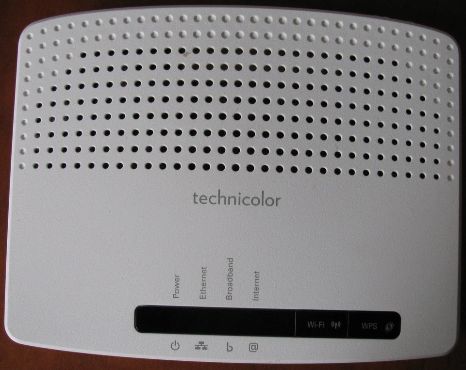 Technicolor Model TG582N Modem Route - Image 1 of 3