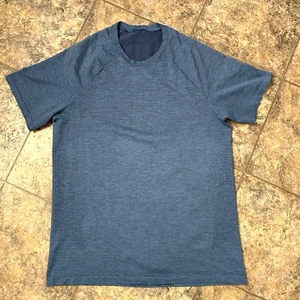 Lululemon Metal Vent Tech Performance TShirt Sz L - Bild 1 von 4