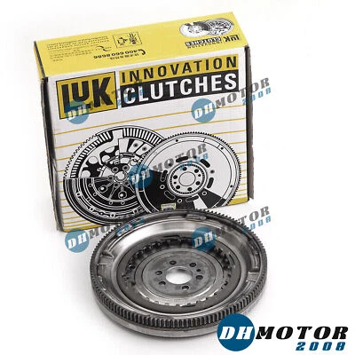 LUK Clutch Dual Mass Flywheel 132 teeth For VW  Golf Jetta Passat 1.4 TFSI 7-DSG - Image 1 of 3