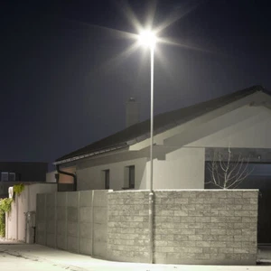 Straßenleuchte Parkplatzleuchte Außenlampe LED Straßenlaterne kaltweiß IP65 30W - Bild 1 von 12