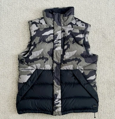 The North Face Mens M Camo Camouflage Puffer Vest 550 Goose Down filled Black - Image 1 of 4