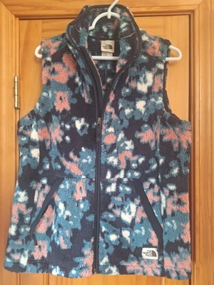 The North Face Campshire 2.0 Sherpa Vest Women’s Sz Large Navy Pink Floral Print - Image 1 of 4