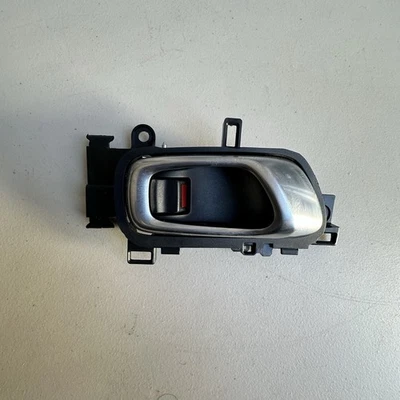 2023 - 2025 ACURA INTEGRA MOLDURA MANIJA PUERTA INTERIOR TRASERA DERECHA OEM 72620T20A010M1 Foto 1 de 4