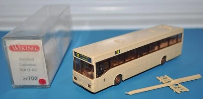Wiking 22702 Mercedes Benz O405 Standard Berlin Service Bus w/Driver RT 11 Mint - Image 1 of 4