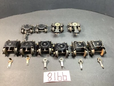 LIONEL ,AMERICAN FLYER TTRUCKS FOR PARTS - Image 1 of 3