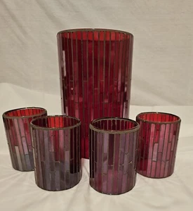 Crate And Barrel Red Holiday Hurricane 5 Pc Set 4 Sm 1 Lg EUC Glass - Picture 1 of 7