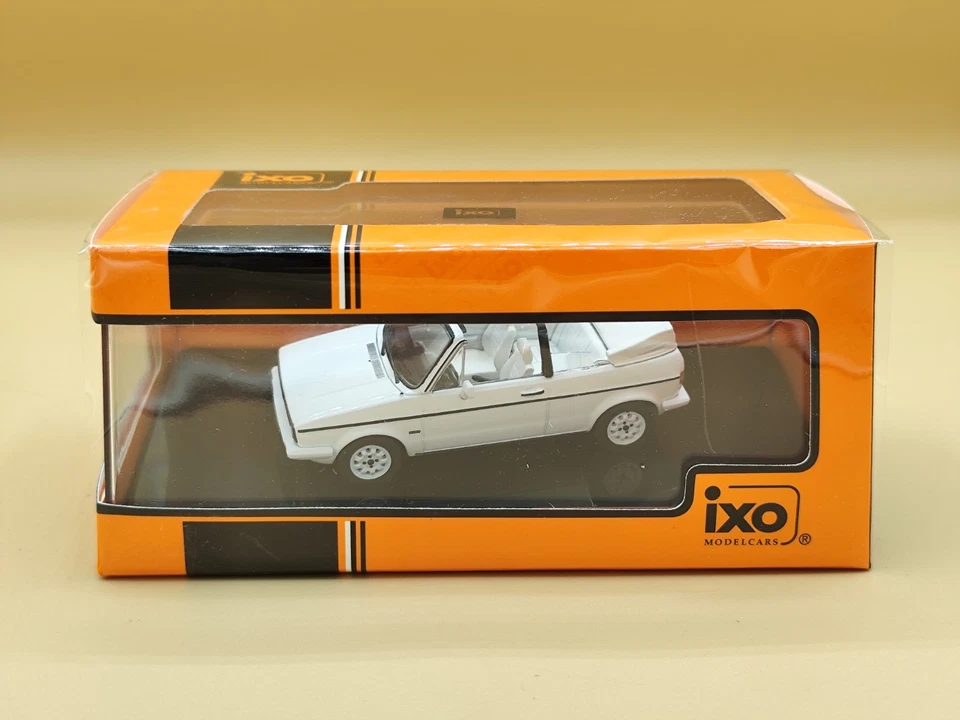 1/43 VW Volkswagen Golf MKI Cabriolet Blanc 1983 IXO Models ref: CLC590N - Photo 1/2