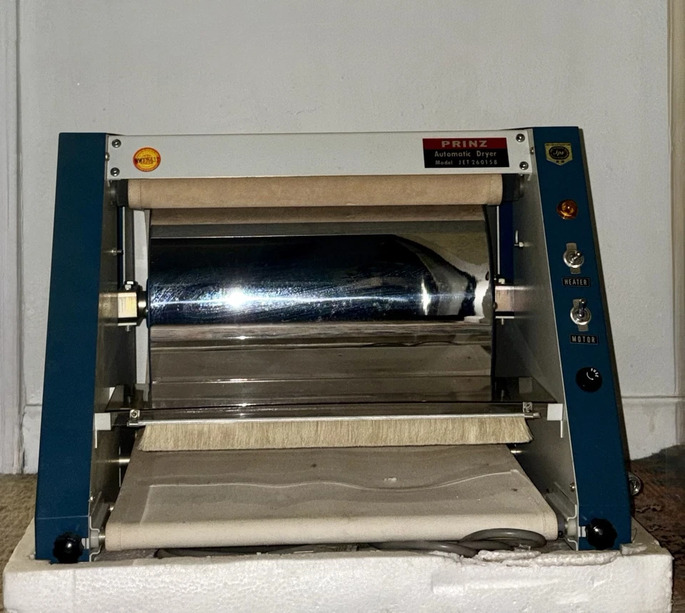 Secadora Automática Prinz Modelo JET 260158 con Cubierta para Secado de Impresión en Cuarto Oscuro V14 Foto 1 de 1