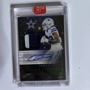 2021 Playbook CeeDee Lamb Signature Routes Player Worn 2 Color Patch /25 - Bild 1 von 2