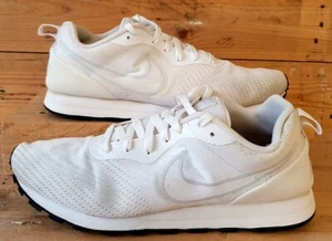 Nike MD Runner 2 Low Textile Trainers UK10/US11/EU45 902815-100 White/Cream - Foto 1 di 12