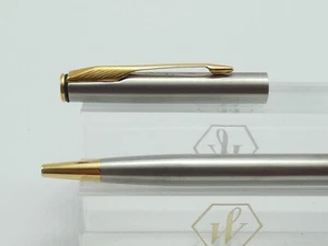 Parker Insignia Flighter Ballpoint Pen, GT, Blue Ink, 2001 *MINT* - Picture 1 of 11